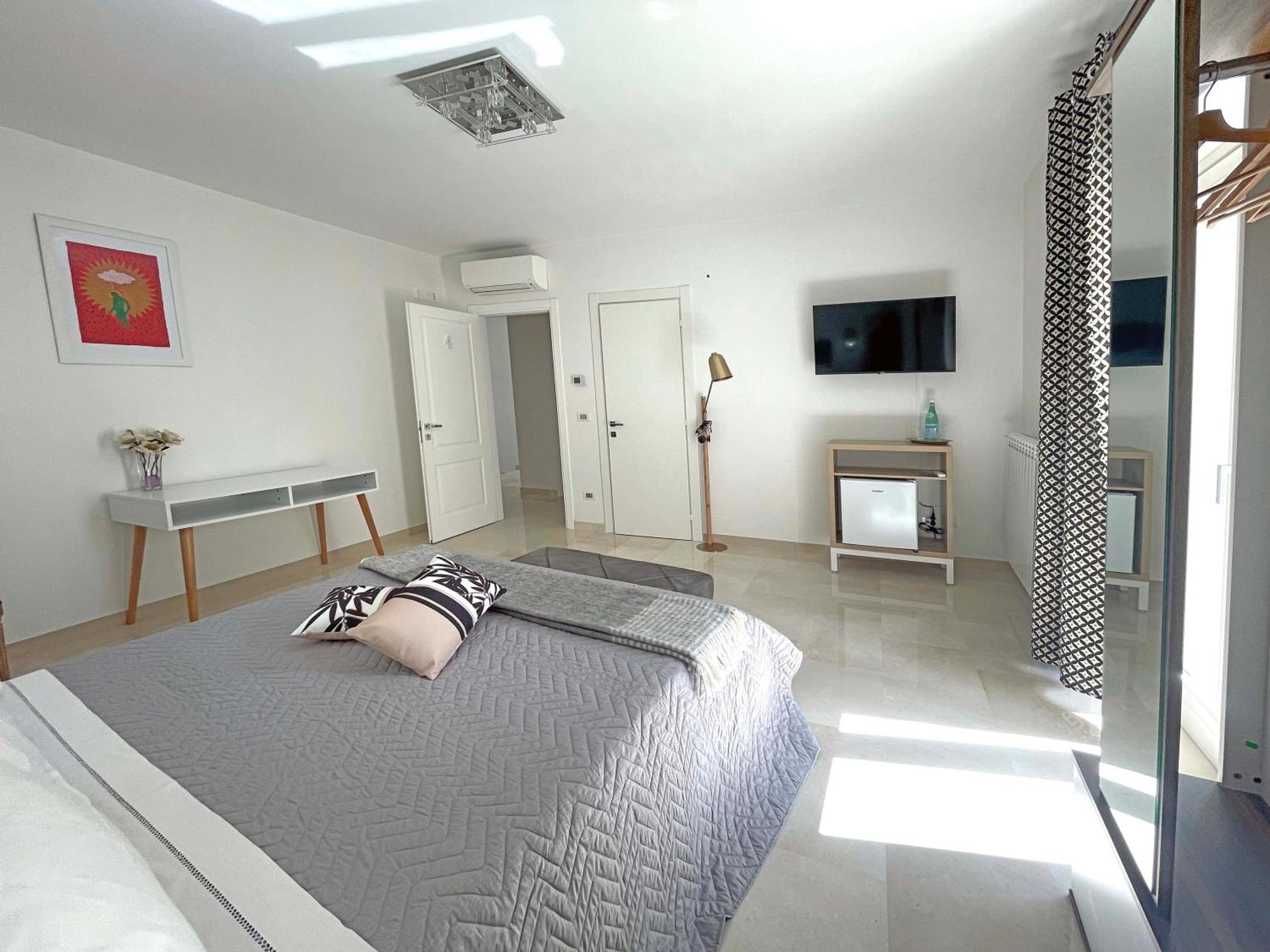 Augustea Bed and Breakfast Sannicandro di Bari Exteriör bild