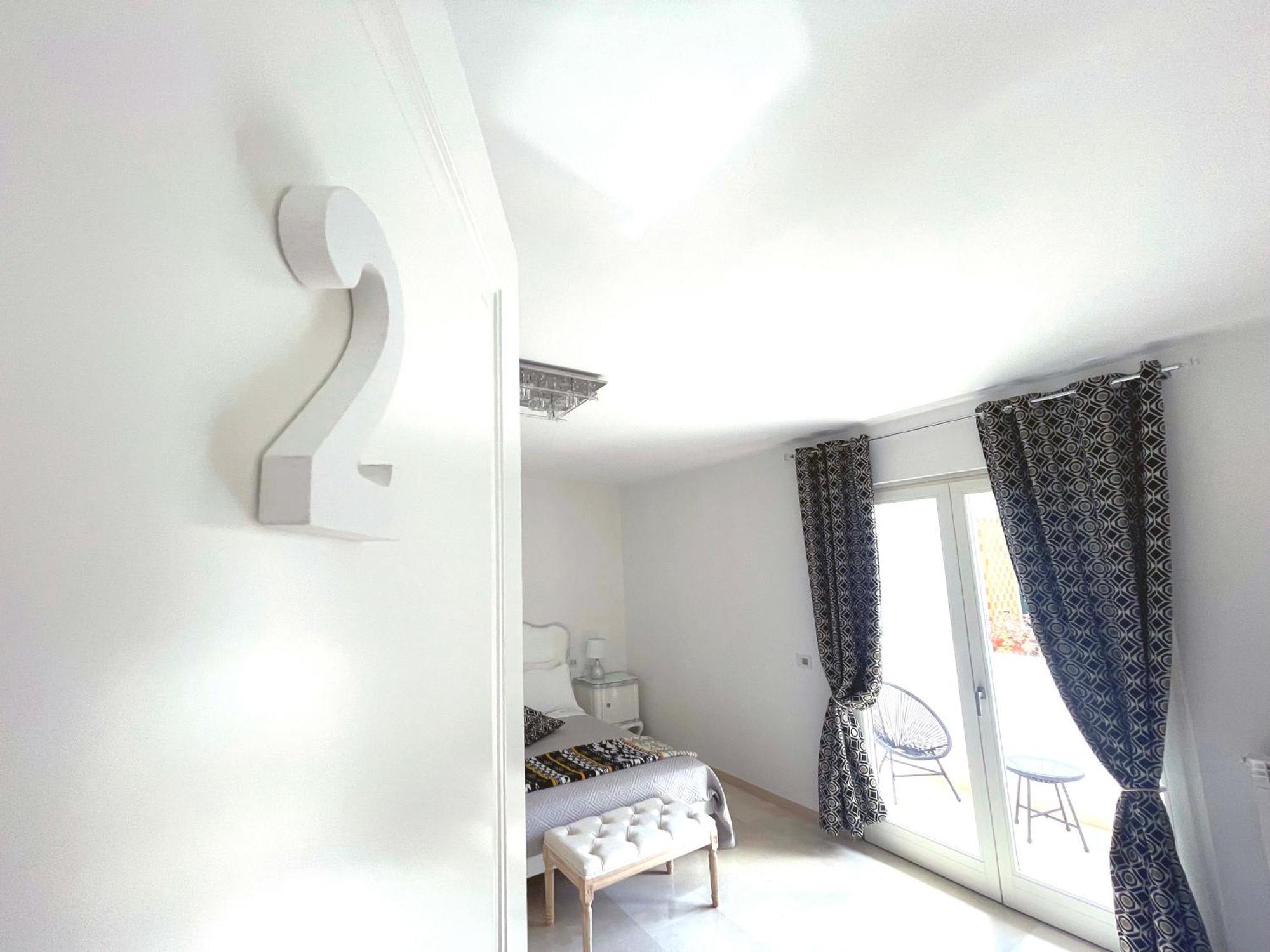 Augustea Bed and Breakfast Sannicandro di Bari Exteriör bild
