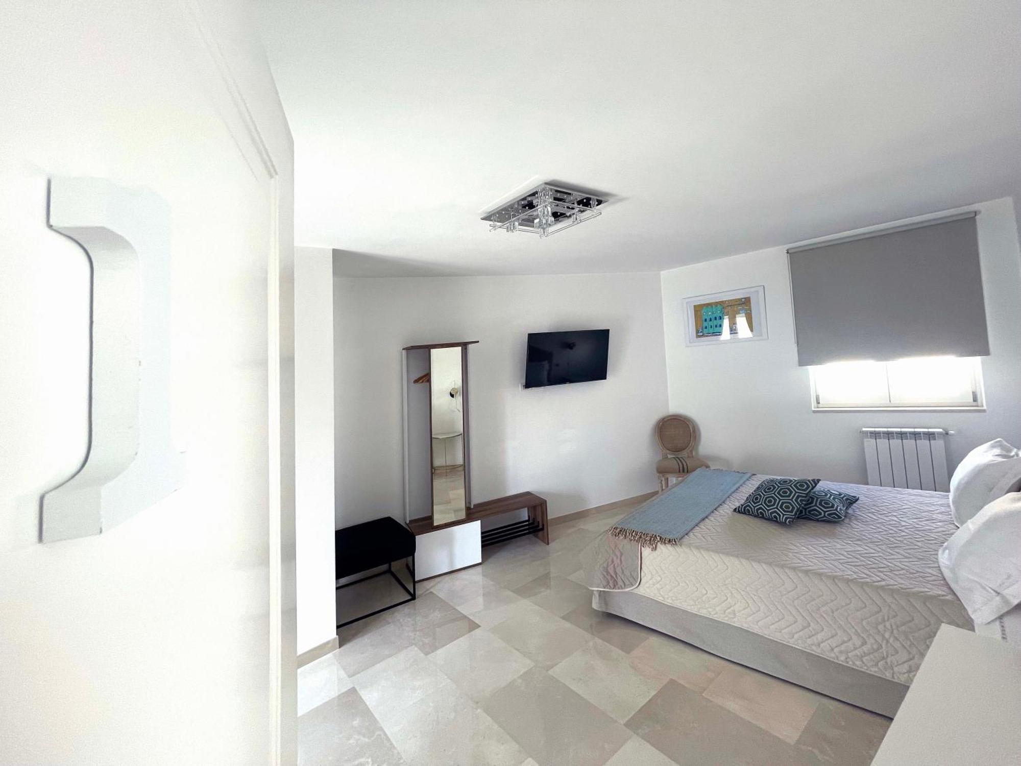 Augustea Bed and Breakfast Sannicandro di Bari Exteriör bild